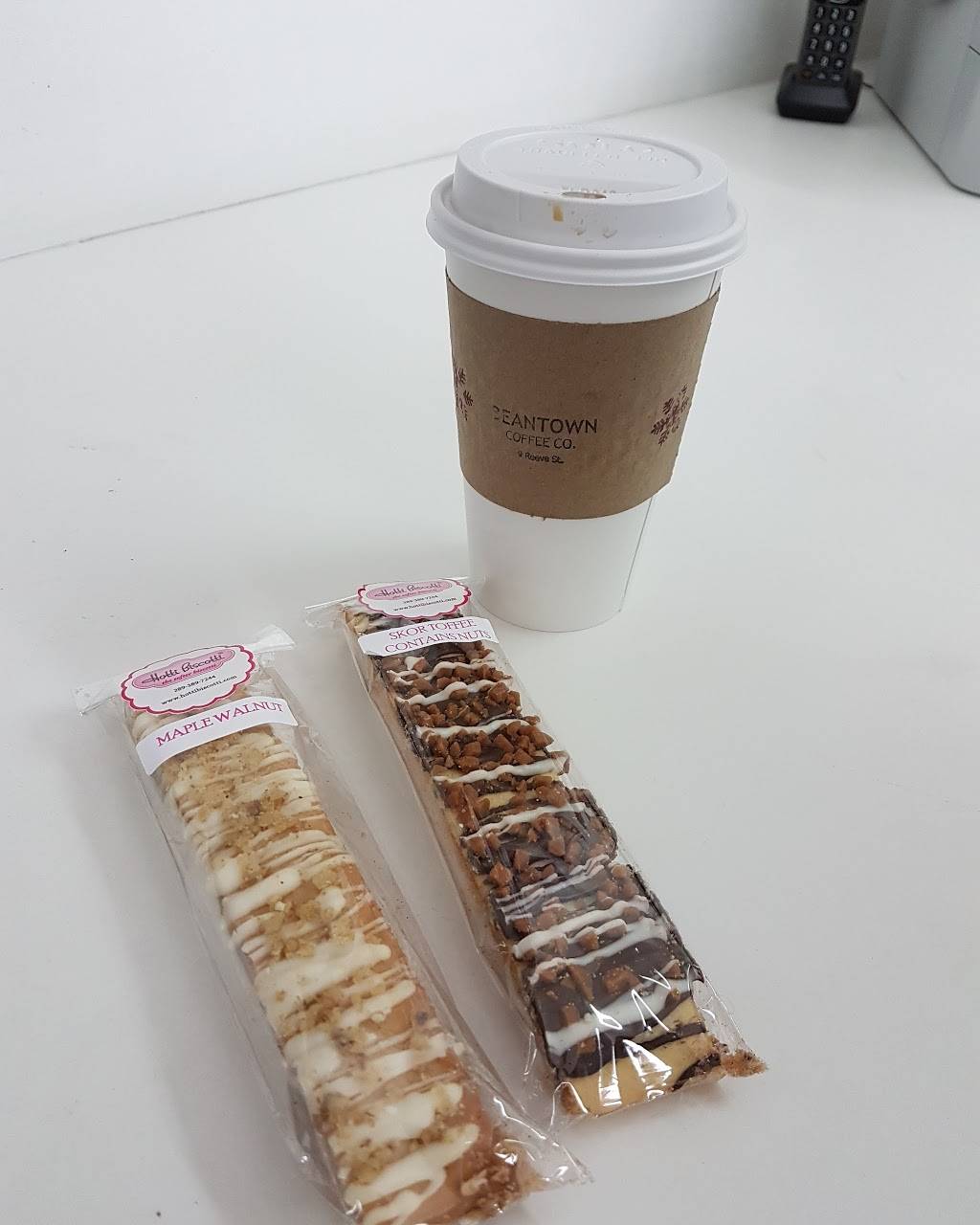 Beantown Coffee | restaurant | 9 Reeve St, Woodstock, ON N4S 3G1, Canada | 5195377171 OR +1 519-537-7171