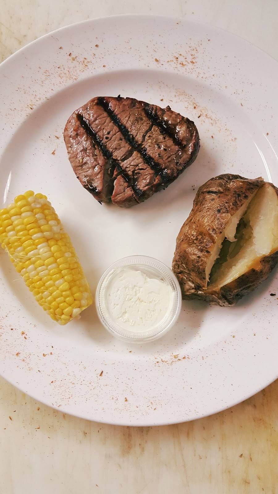 Phils Filling Station | restaurant | 16852 E Parkview Ave, Fountain Hills, AZ 85268, USA | 4808168200 OR +1 480-816-8200