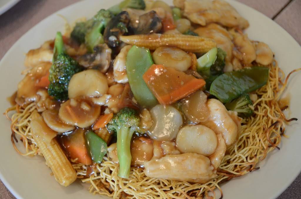 Fabulous Noodles | restaurant | 4663 Old Tavern Rd, Lisle, IL 60532, USA | 6303058868 OR +1 630-305-8868