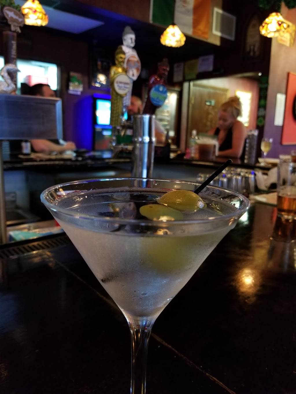 Holloways Irish Pub | restaurant | 6909 SW 18th St, Boca Raton, FL 33433, USA | 5616202318 OR +1 561-620-2318