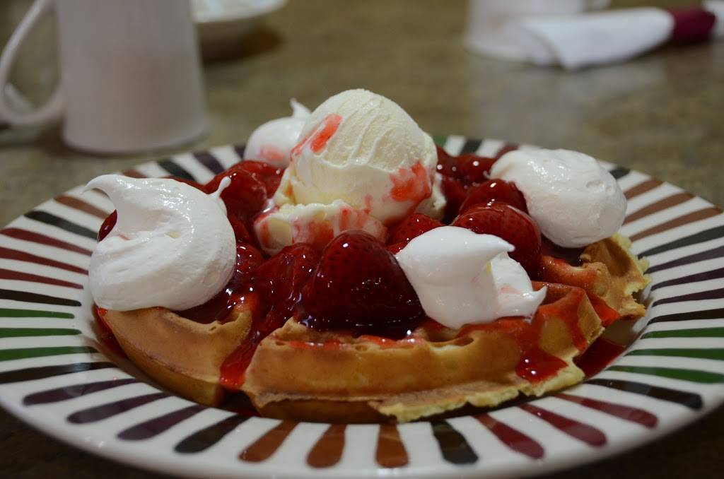 Jennys Diner | restaurant | 517 N 2nd St, Clinton, IA 52732, USA | 5632439810 OR +1 563-243-9810