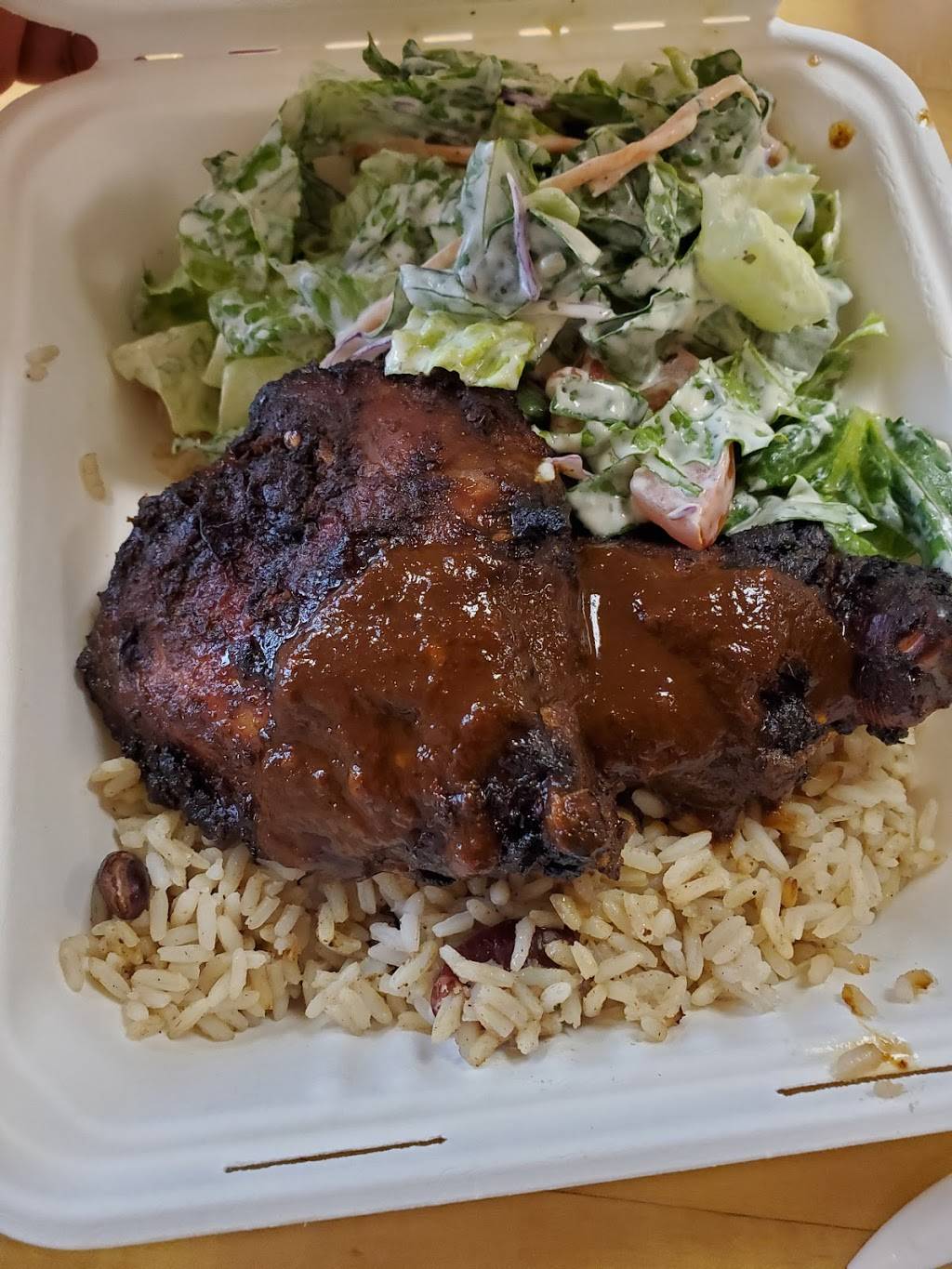 The Mission Eatery | restaurant | 5915 Airport Rd #100, Mississauga, ON L4V 1T1, Canada | 9056730340 OR +1 905-673-0340