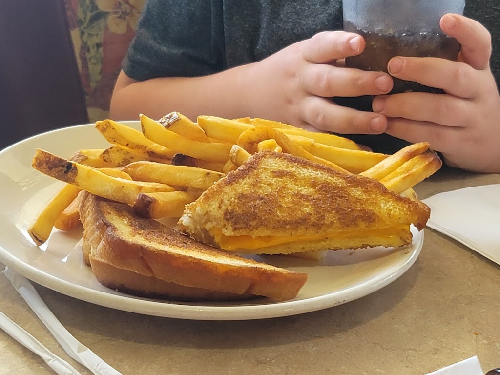 Paradise Grill | restaurant | 90 E Main St, Quincy, CA 95971, USA | 5302830591 OR +1 530-283-0591