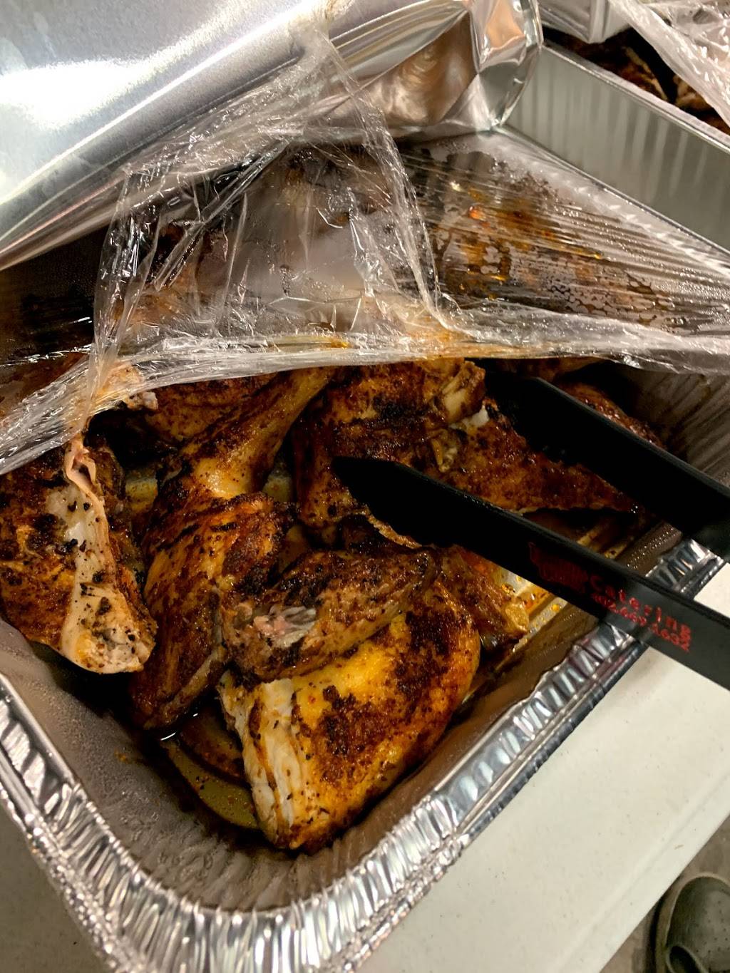 Famous Daves Bar-B-Que | restaurant | 2750 Pine Lake Rd, Lincoln, NE 68516, USA | 4024213434 OR +1 402-421-3434