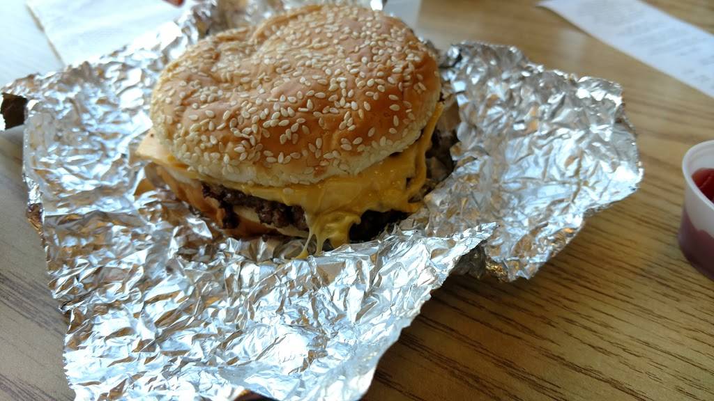 Five Guys | meal takeaway | 25 S Northwest Hwy, Park Ridge, IL 60068, USA | 8472921841 OR +1 847-292-1841