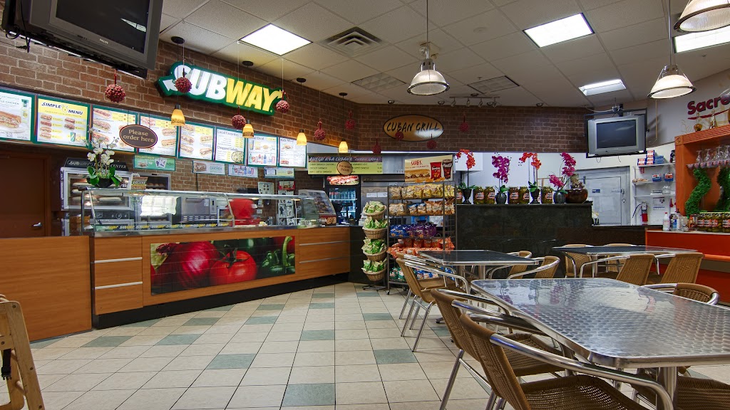 Town Market | restaurant | 7770 Preserve Ln, Naples, FL 34119, USA | 2395948696 OR +1 239-594-8696