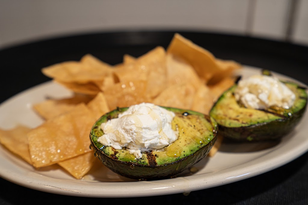 Little Bs Grill | restaurant | 14029 AR-5 South, Norfork, AR 72658, USA | 8704990483 OR +1 870-499-0483