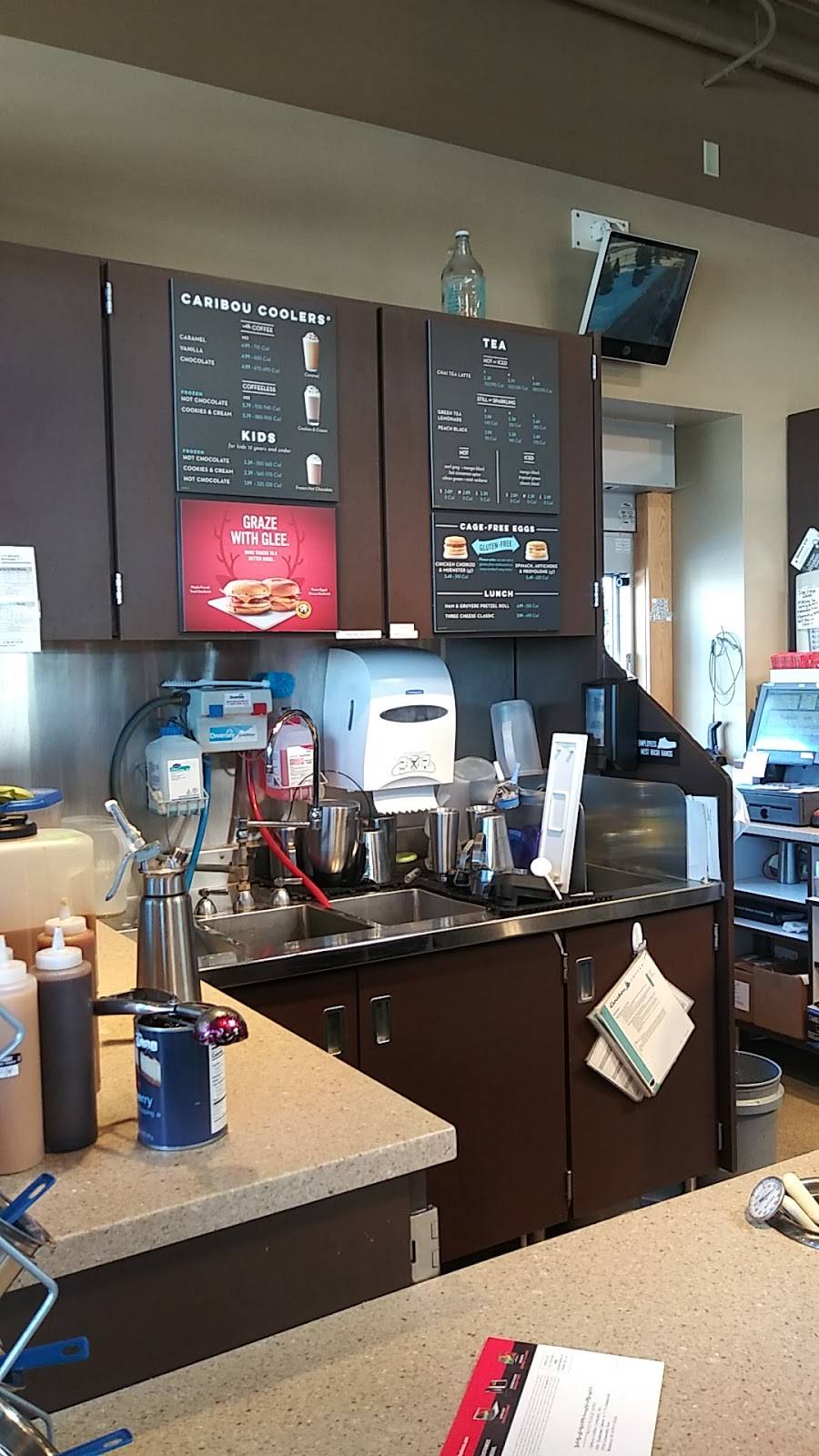 Caribou Coffee | cafe | 3700 University Ave, Waterloo, IA 50701, USA | 3192322156 OR +1 319-232-2156