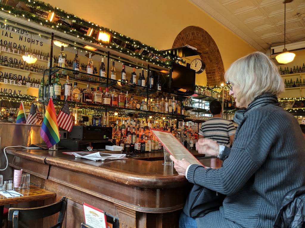 Edwards | restaurant | 136 W Broadway, New York, NY 10013, USA | 2122336436 OR +1 212-233-6436