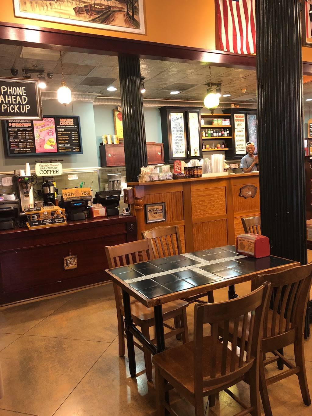 Potbelly Sandwich Shop | restaurant | 280 Broadway, New York, NY 10007, USA | 6462894206 OR +1 646-289-4206