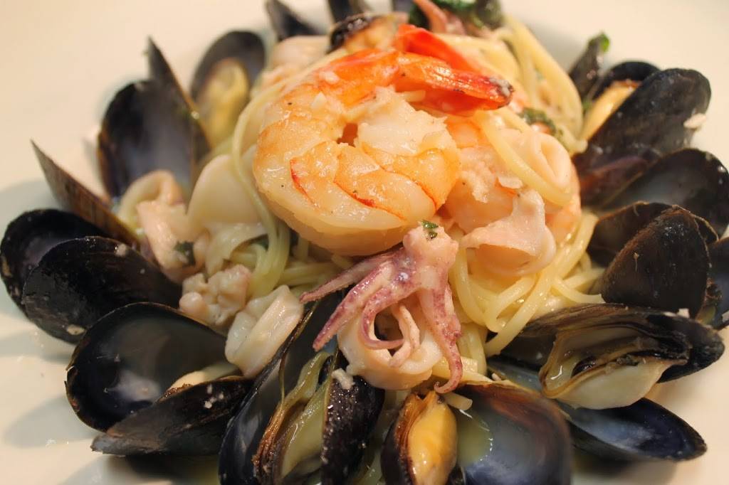 Arturos Ristorante | restaurant | 54 E Main St, Westborough, MA 01581, USA | 5083661881 OR +1 508-366-1881