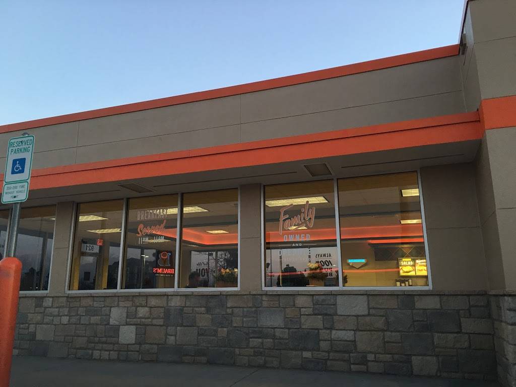 Whataburger | restaurant | 921 Holiday, Ardmore, OK 73401, USA | 5802262345 OR +1 580-226-2345