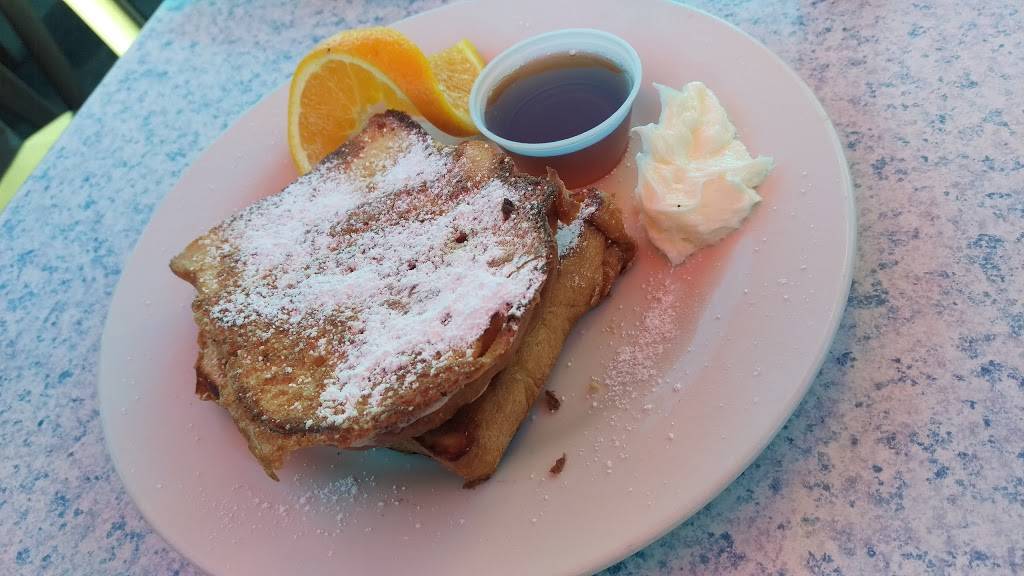 Pixie Deli | meal takeaway | 111 Venetian Rd, Aptos, CA 95003, USA | 8316881115 OR +1 831-688-1115