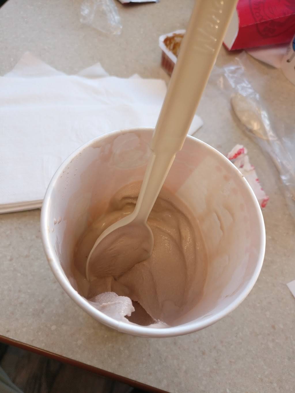 Wendys | restaurant | 12999 Round Lake Blvd NW, Coon Rapids, MN 55448, USA | 7632333570 OR +1 763-233-3570