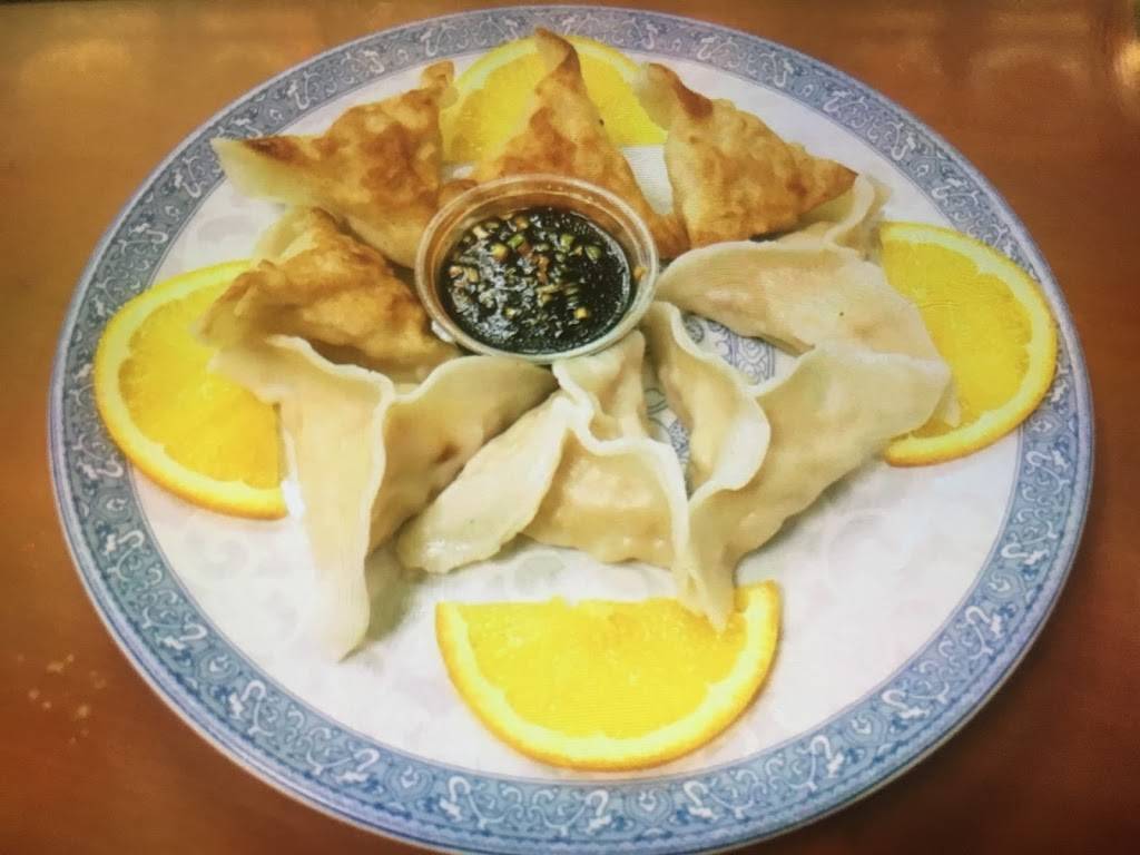 Shang Hai Chinese Restaurant | restaurant | 123 E 3rd St, West Liberty, IA 52776, USA | 3196274160 OR +1 319-627-4160