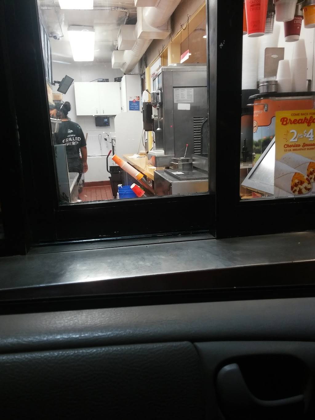 Del Taco | meal takeaway | 9906 Sierra Ave, Fontana, CA 92335, USA | 9098233191 OR +1 909-823-3191