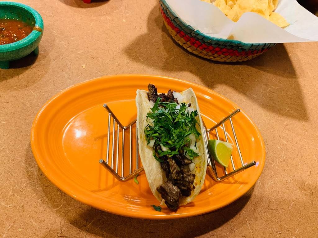 La Méxicana | restaurant | 3333 Ramada Rd, Grand Island, NE 68801, USA | 3086753886 OR +1 308-675-3886