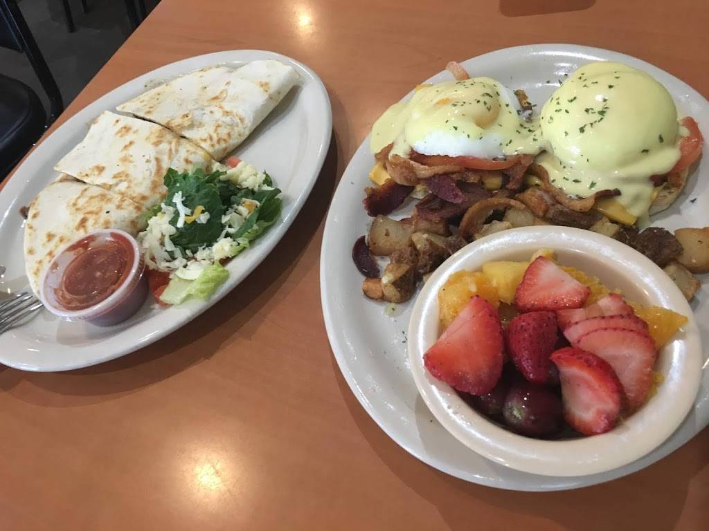 Yogis Deli and Grill | restaurant | 2710 S Hulen St, Fort Worth, TX 76109, USA | 8179214500 OR +1 817-921-4500