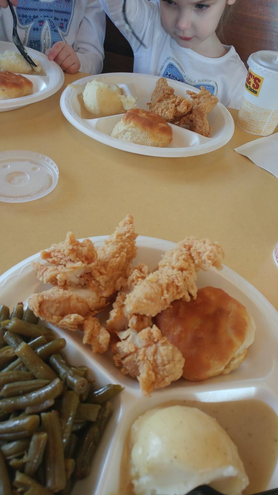 Lees Famous Recipe Chicken | restaurant | 6805 Burlington Pike, Florence, KY 41042, USA | 8593715555 OR +1 859-371-5555