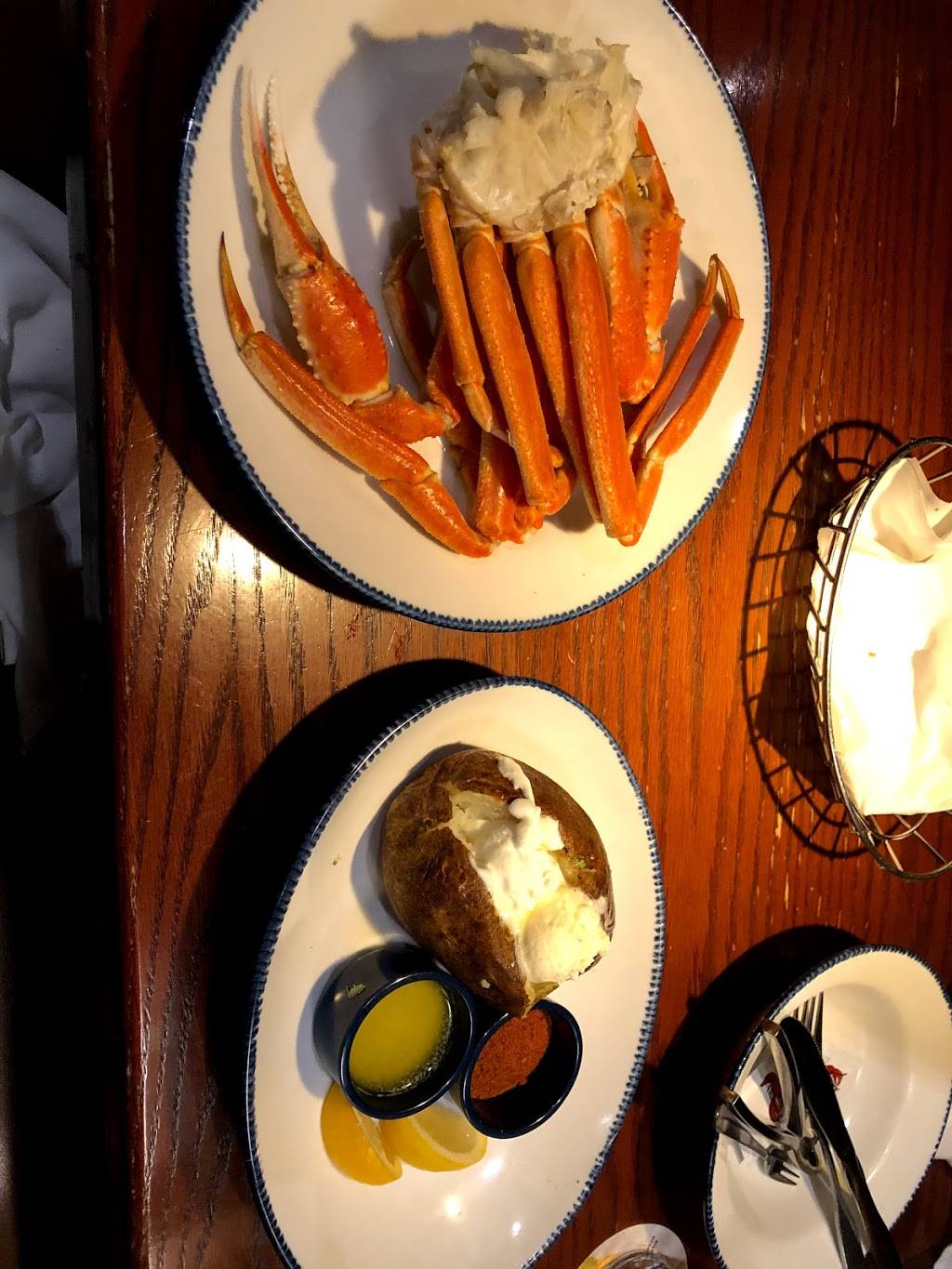 Red Lobster | restaurant | 3920 28th St SE, Kentwood, MI 49512, USA | 6169499190 OR +1 616-949-9190