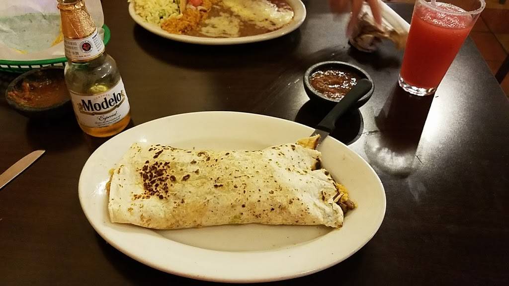 Sals Mexican Restaurant | restaurant | 2163 Park St, Selma, CA 93662, USA | 5598967257 OR +1 559-896-7257