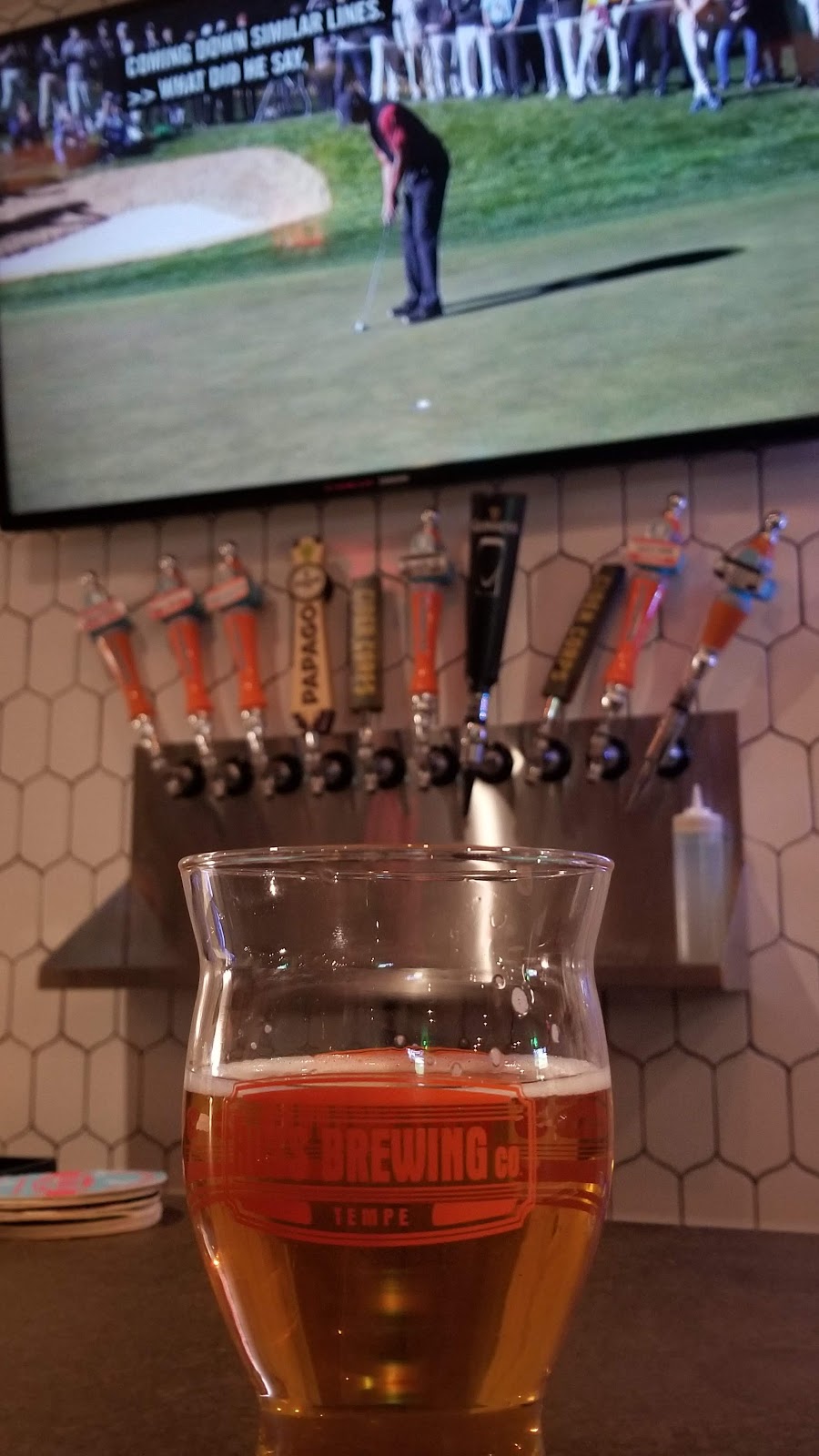 Huss Brewing | restaurant | 1520 W Mineral Rd # 102, Tempe, AZ 85283, USA | 4802647611 OR +1 480-264-7611