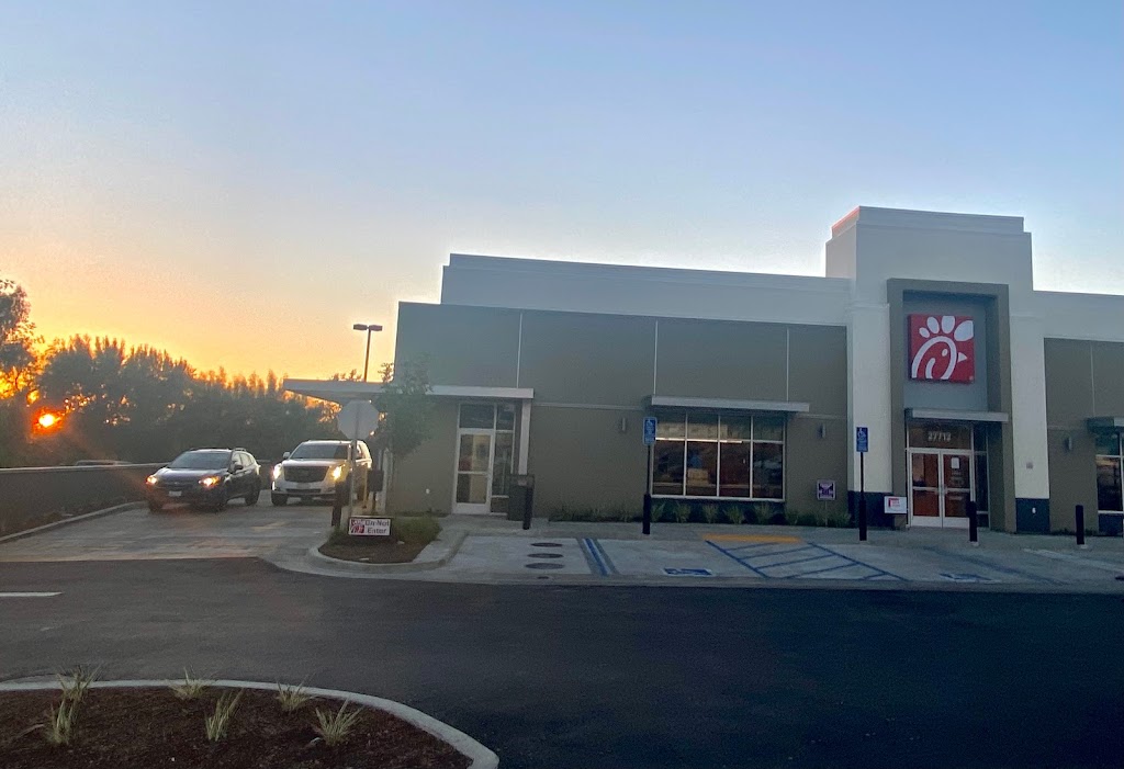 Chick-fil-A | restaurant | 27712 Antonio Pkwy, Ladera Ranch, CA 92694, USA | 9494444001 OR +1 949-444-4001