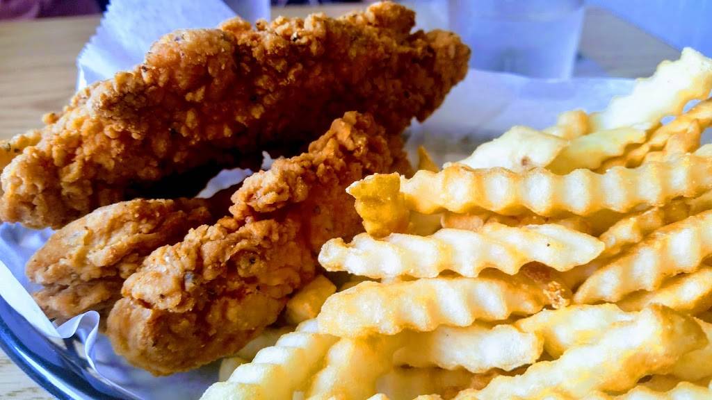 Smokin B | restaurant | 502 E Poplar St, Beecher City, IL 62414, USA | 6184875155 OR +1 618-487-5155