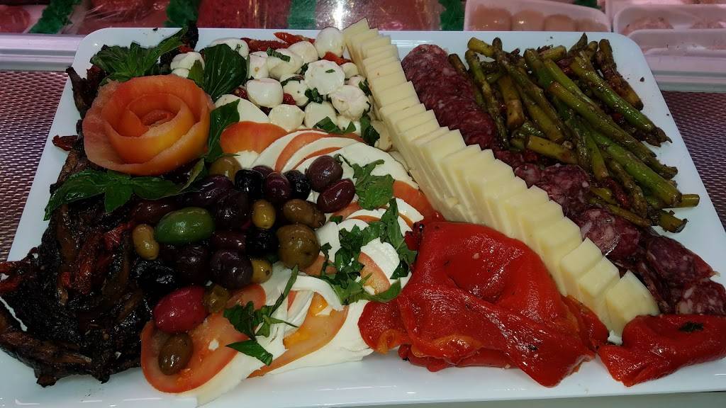 La Favorita Gourmet Catering | restaurant | 60 Main St, East Rockaway, NY 11518, USA | 5165991575 OR +1 516-599-1575