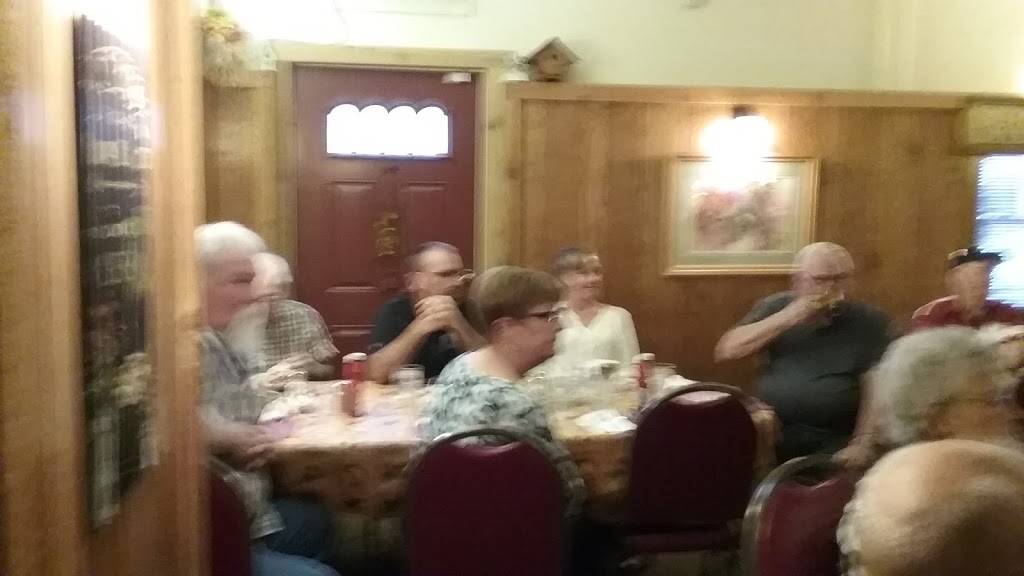 Homefront | restaurant | 417 2nd St, Random Lake, WI 53075, USA | 9209949033 OR +1 920-994-9033