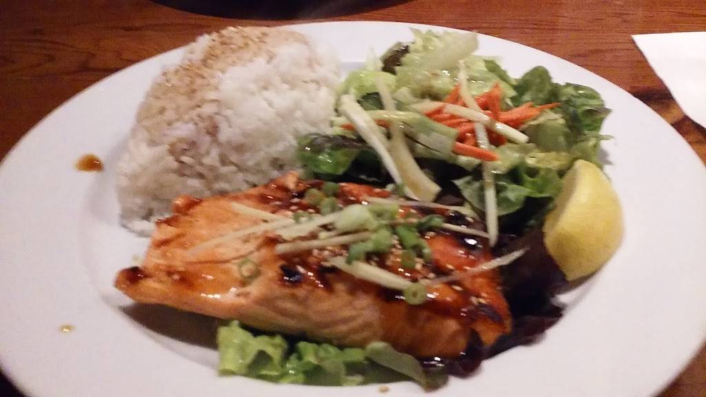 Robata Grill & Sake Bar | restaurant | 3658 The Barnyard, Carmel-By-The-Sea, CA 93923, USA | 8316242643 OR +1 831-624-2643