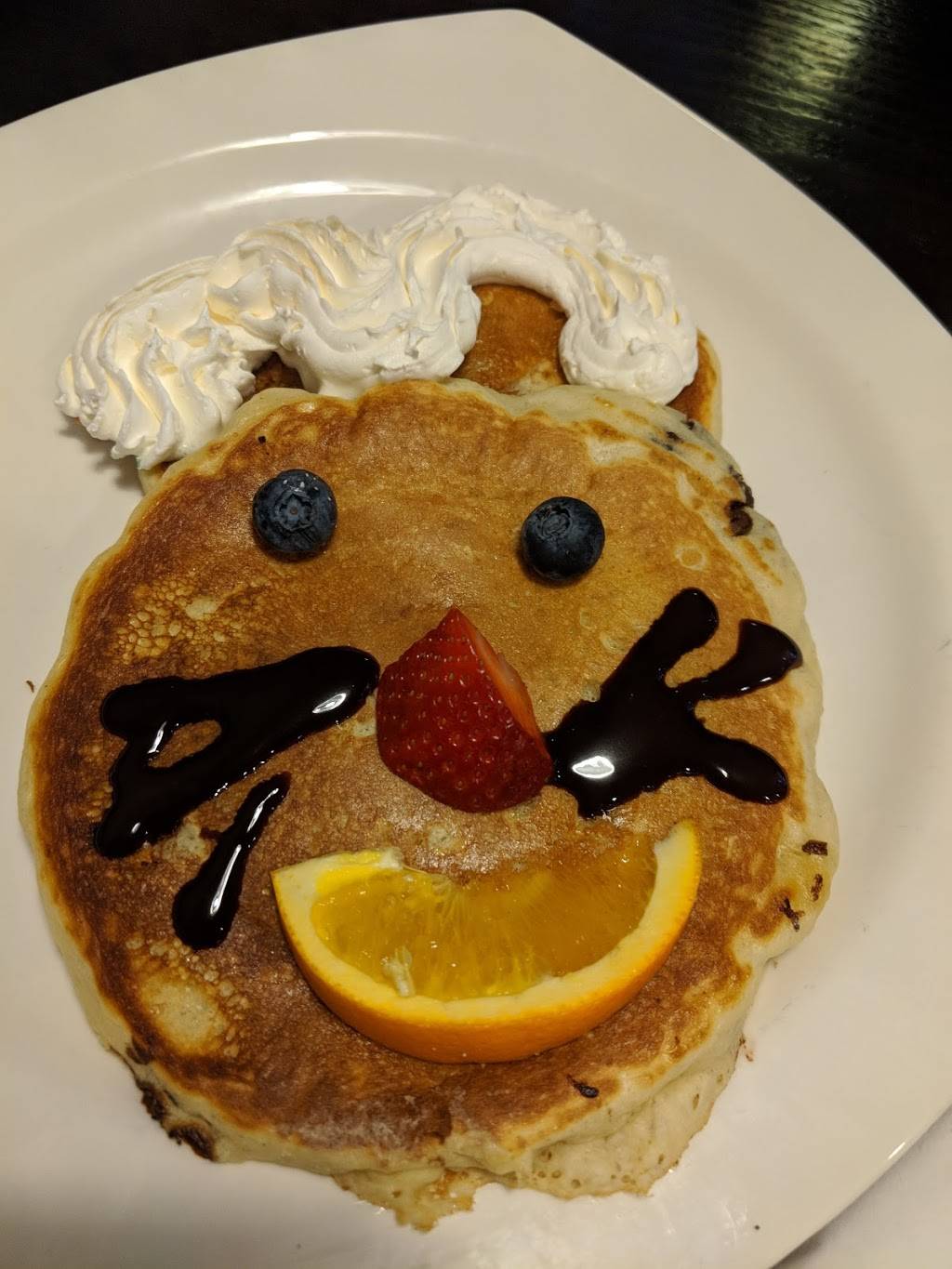 Cafe Agora | restaurant | N85W15990 Appleton Ave, Menomonee Falls, WI 53051, USA | 2622502747 OR +1 262-250-2747