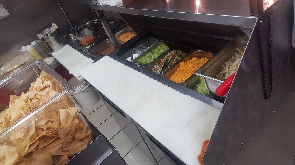 Filibertos Mexican Food | restaurant | 5512 W Glendale Ave, Glendale, AZ 85301, USA | 6239393141 OR +1 623-939-3141