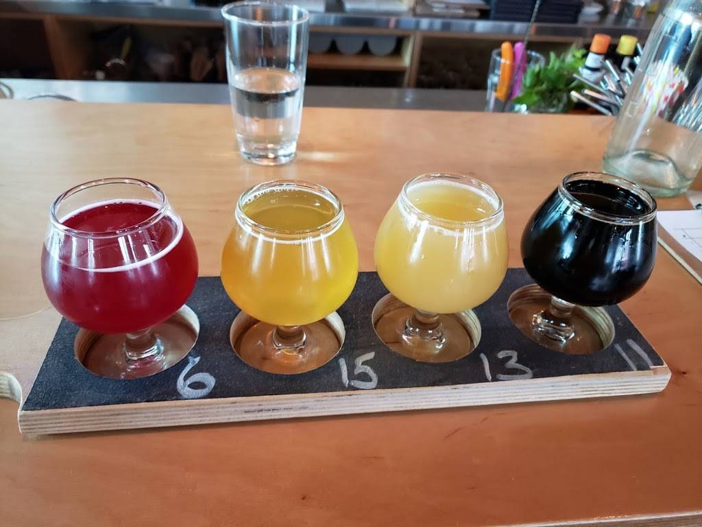 Noctem Artisans Brasseurs - Brasserie St-Malo | restaurant | 1095 Rue Vincent-Massey suite 8, Québec, QC G1N 1N2, Canada | 4187042428 OR +1 418-704-2428