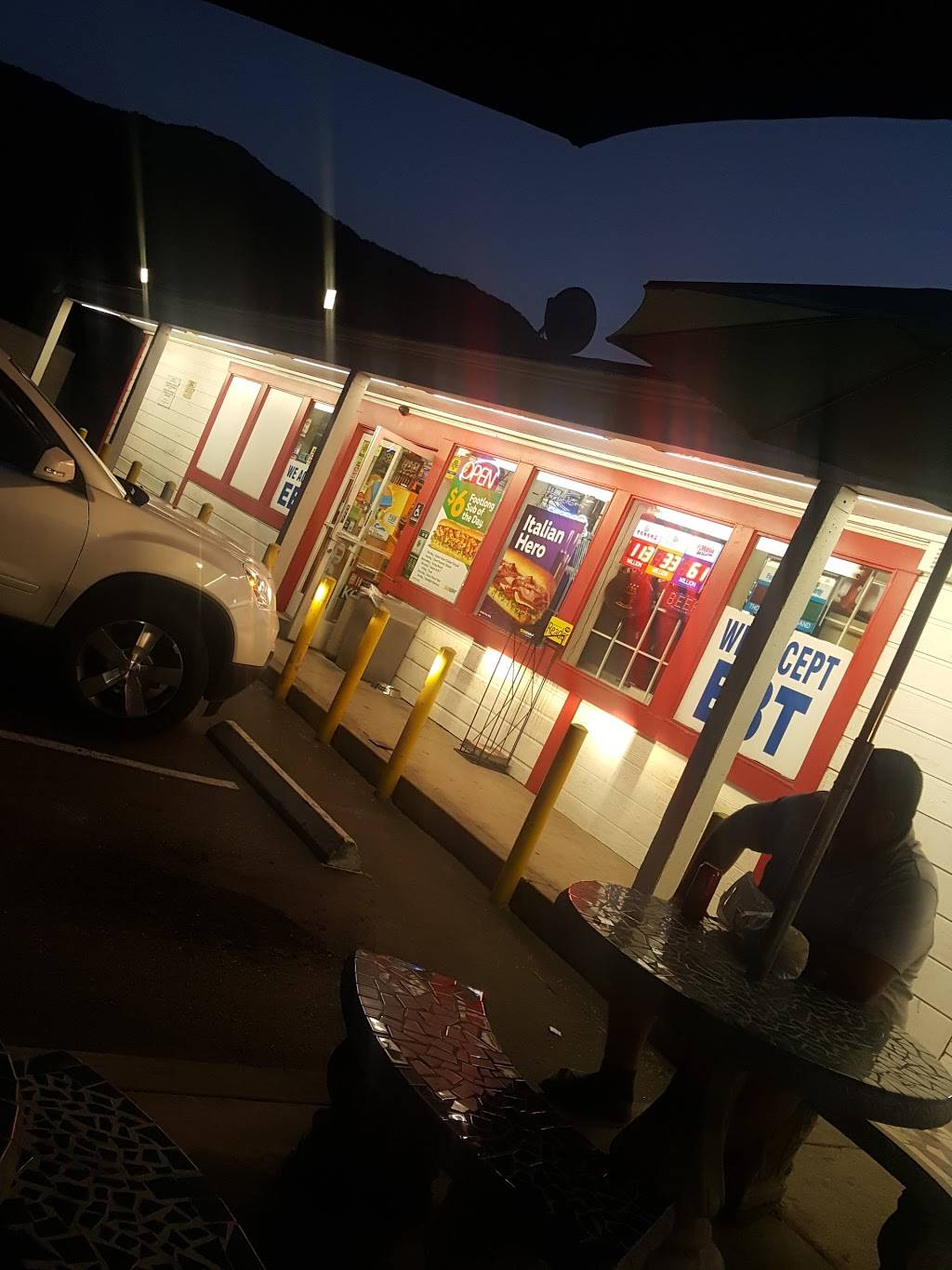 Subway Restaurants | restaurant | 7757 Mission Gorge Rd, Santee, CA 92071, USA | 6192587100 OR +1 619-258-7100