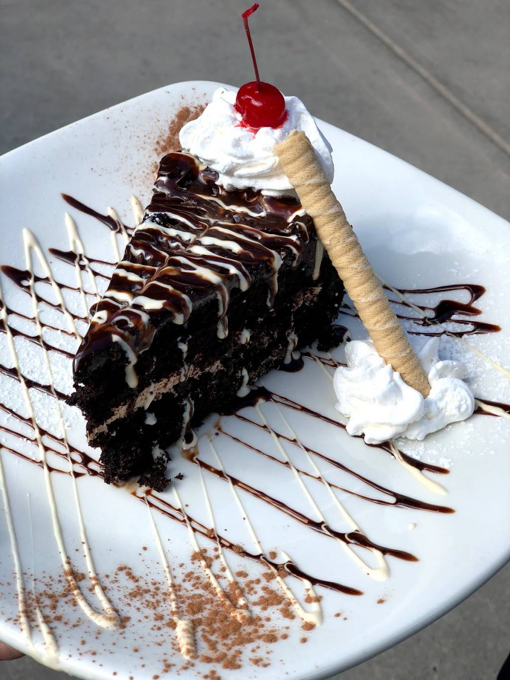 Johnny Bs Grillhouse | restaurant | 2504 Somerset Center Dr, Winston-Salem, NC 27103, USA | 3362936009 OR +1 336-293-6009