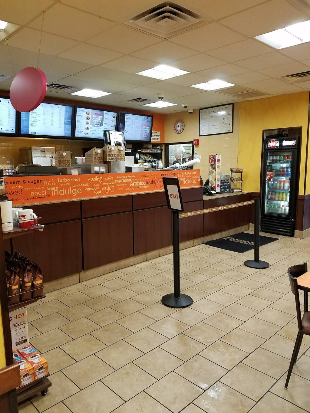 Dunkin | bakery | 366 Centre St, Quincy, MA 02169, USA | 6173764764 OR +1 617-376-4764