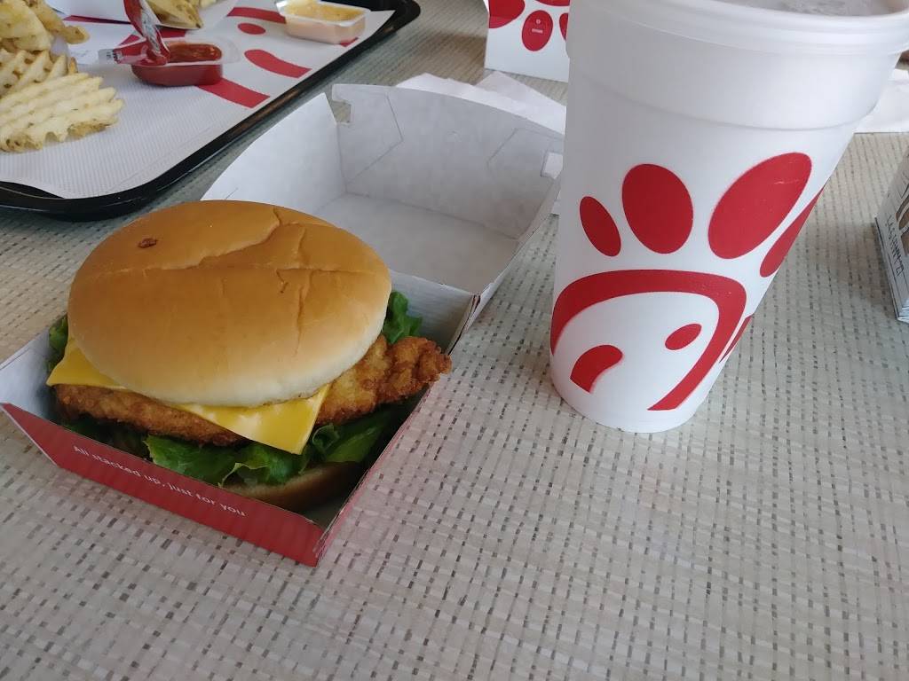 Chick-fil-A | restaurant | 6812, 43568 US-27, Davenport, FL 33837, USA | 8634206700 OR +1 863-420-6700