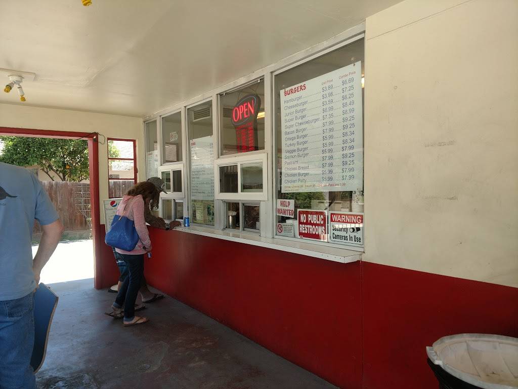 sno-white drive in | restaurant | 1210 W Turner Rd, Lodi, CA 95242, USA | 2093695314 OR +1 209-369-5314