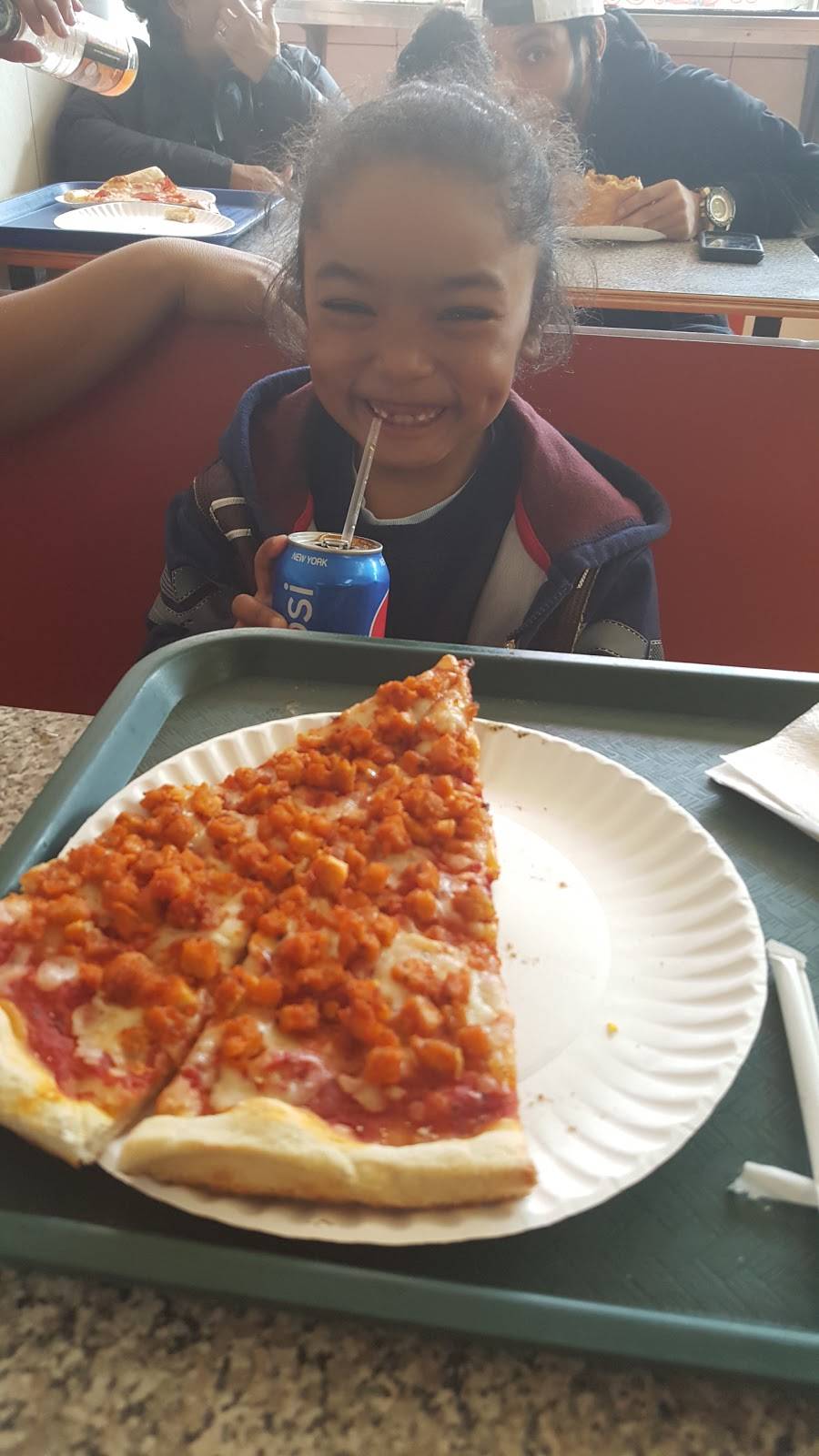 Joes Pizzeria | restaurant | 1121 Liberty Ave, Brooklyn, NY 11208, USA | 7182357373 OR +1 718-235-7373