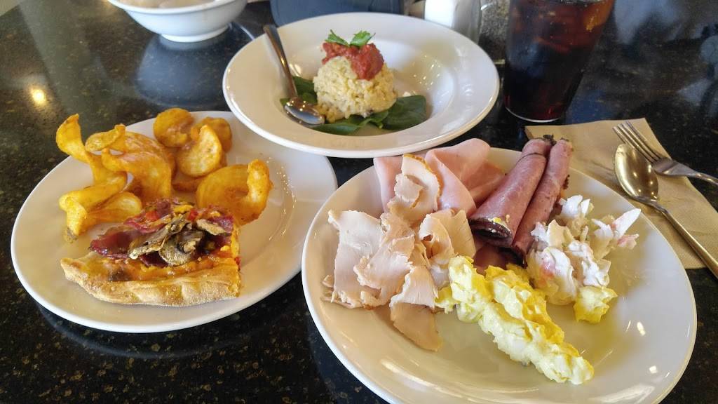 Segundo Dining Commons | restaurant | 663 Sprocket Bikeway, Davis, CA 95616, USA | 5307520135 OR +1 530-752-0135