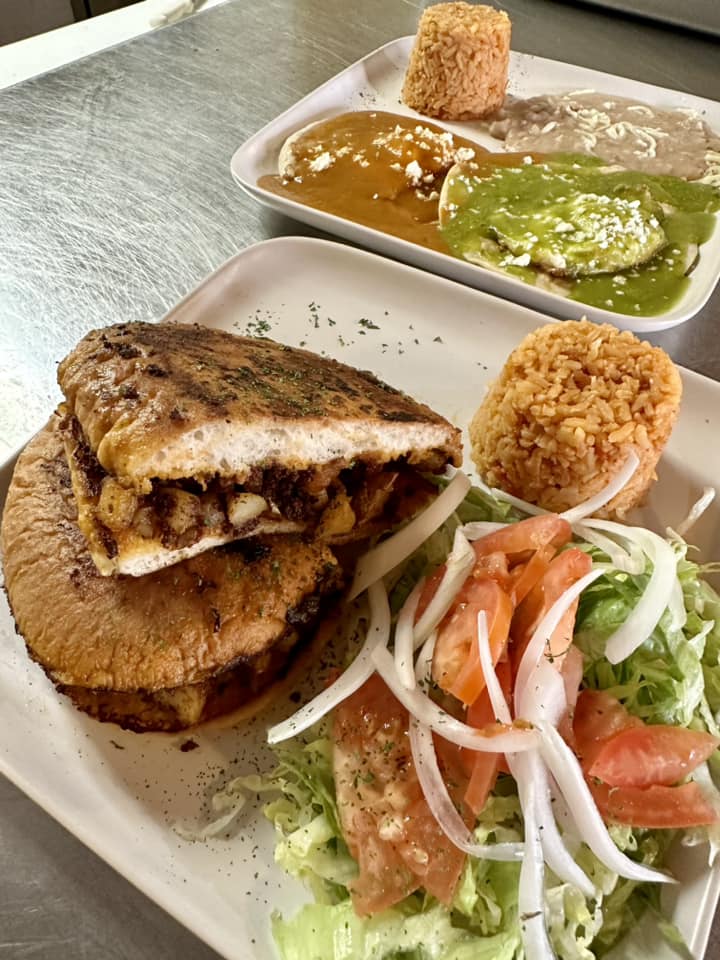 Villa Del Sol | restaurant | 2227 N Arkansas Ave, Wichita, KS 67204, USA | 3162953648 OR +1 316-295-3648