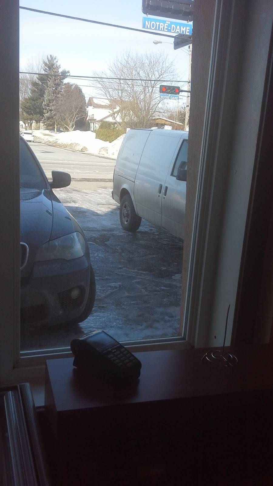 Bella Pizza | restaurant | 810 Rue Notre-Dame, Repentigny, QC J5Y 1B6, Canada | 4505851313 OR +1 450-585-1313