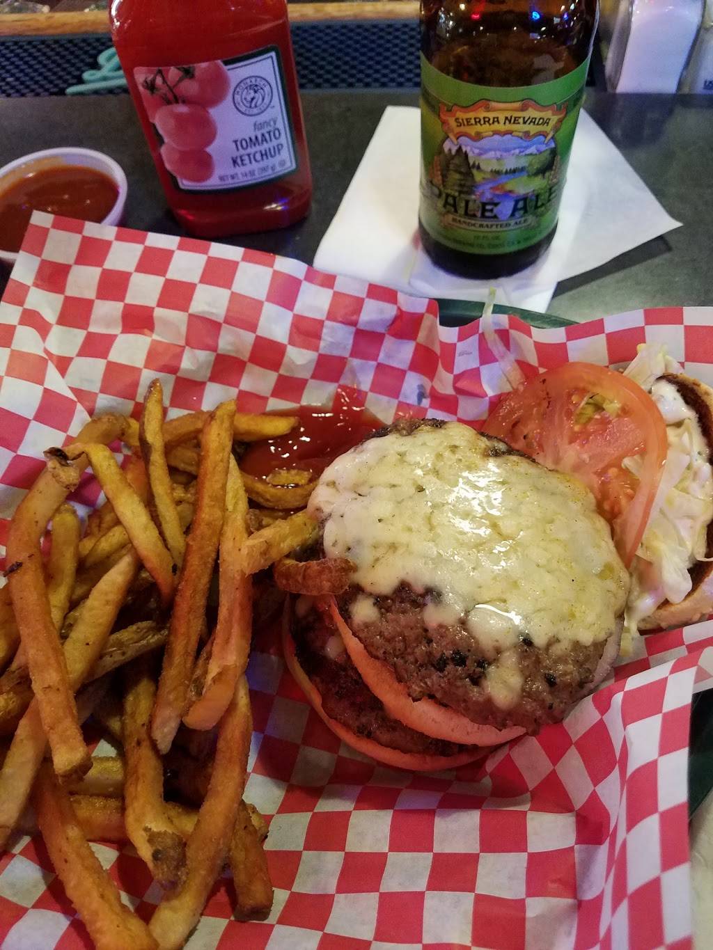 Dock At Water | restaurant | 80 E Water St, Chillicothe, OH 45601, USA | 7407793625 OR +1 740-779-3625