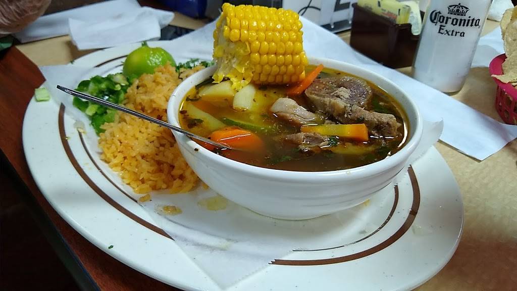 Los Charros Mexican Restaurant | restaurant | 9017 Main St, Needville, TX 77461, USA | 9797937799 OR +1 979-793-7799