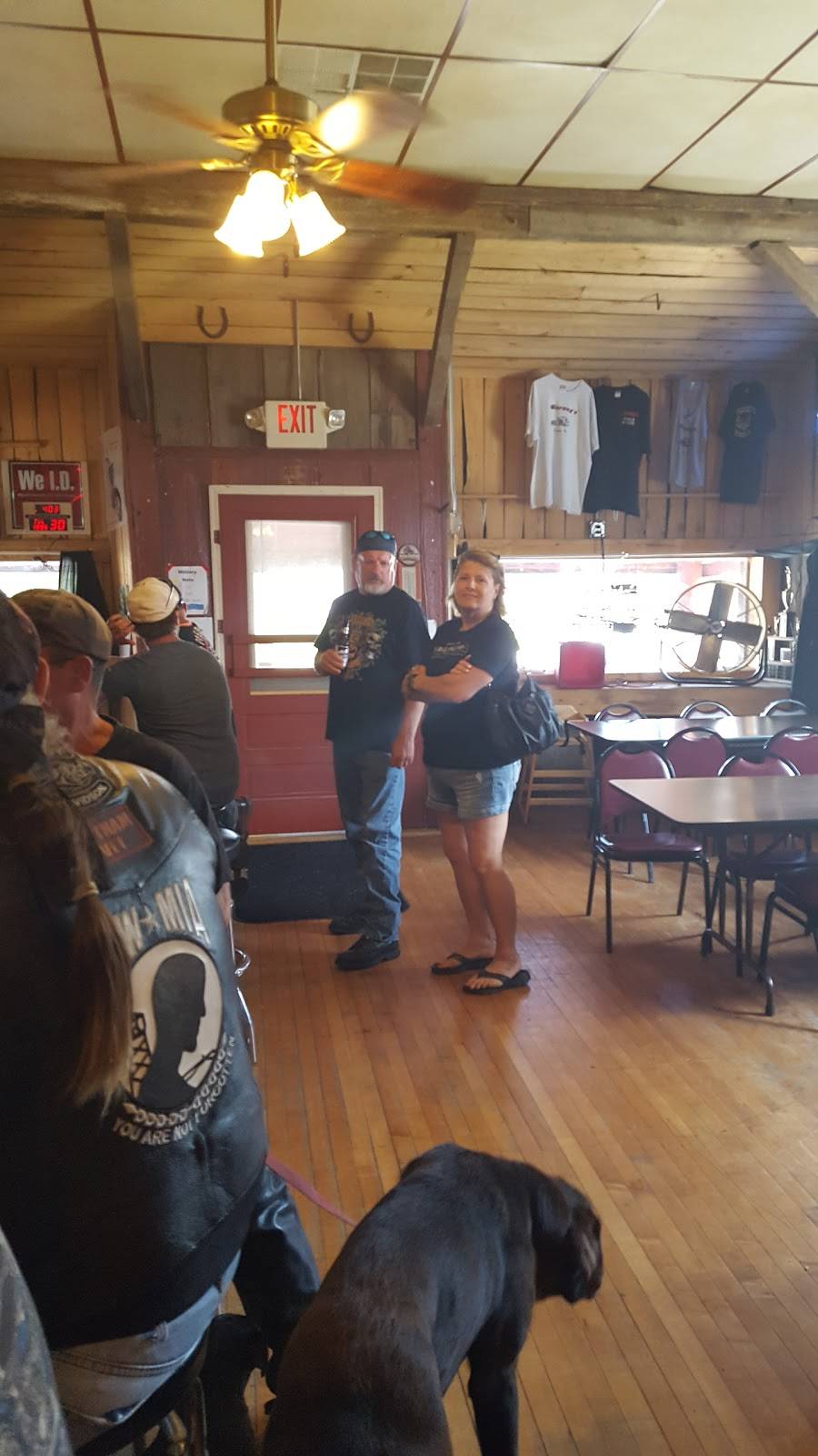 Barneys | restaurant | 201 N Mill St, Wadena, IA 52169, USA | 5637742525 OR +1 563-774-2525