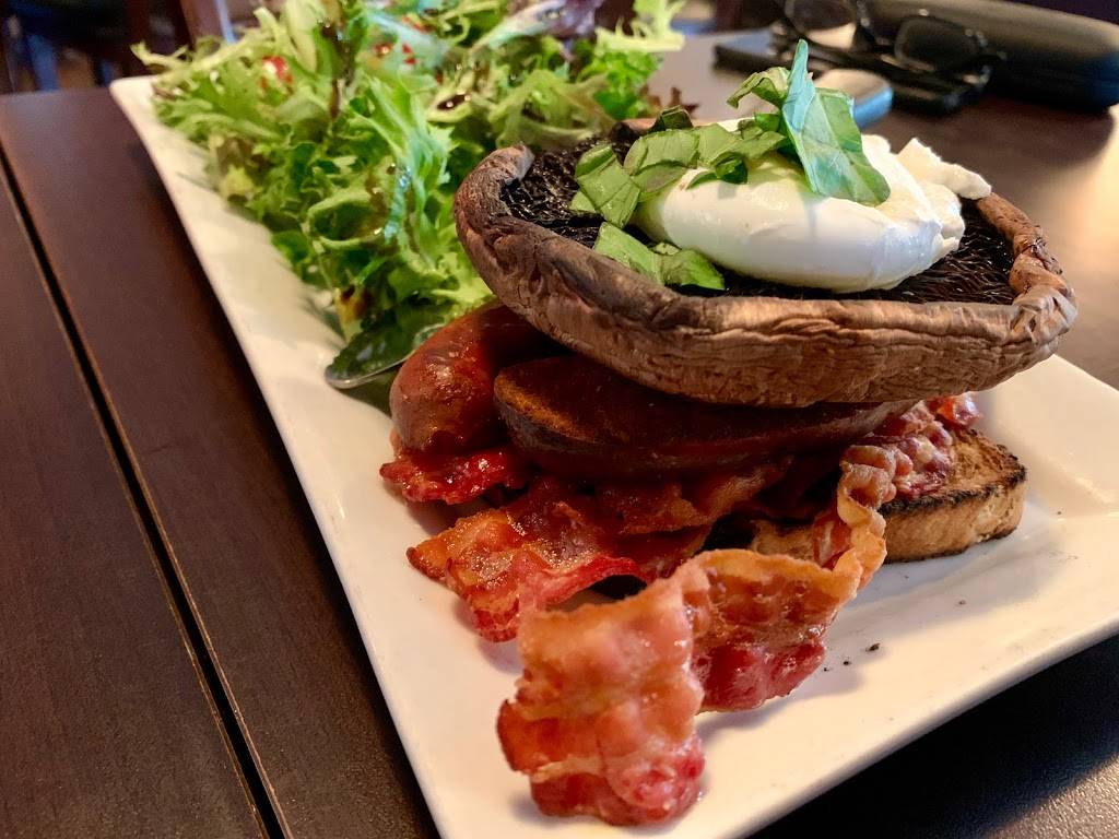 Bistro Orange & pamplemousse | restaurant | 120 Rue Principale, Saint-Sauveur, QC J0R 1R6, Canada | 4502274330 OR +1 450-227-4330