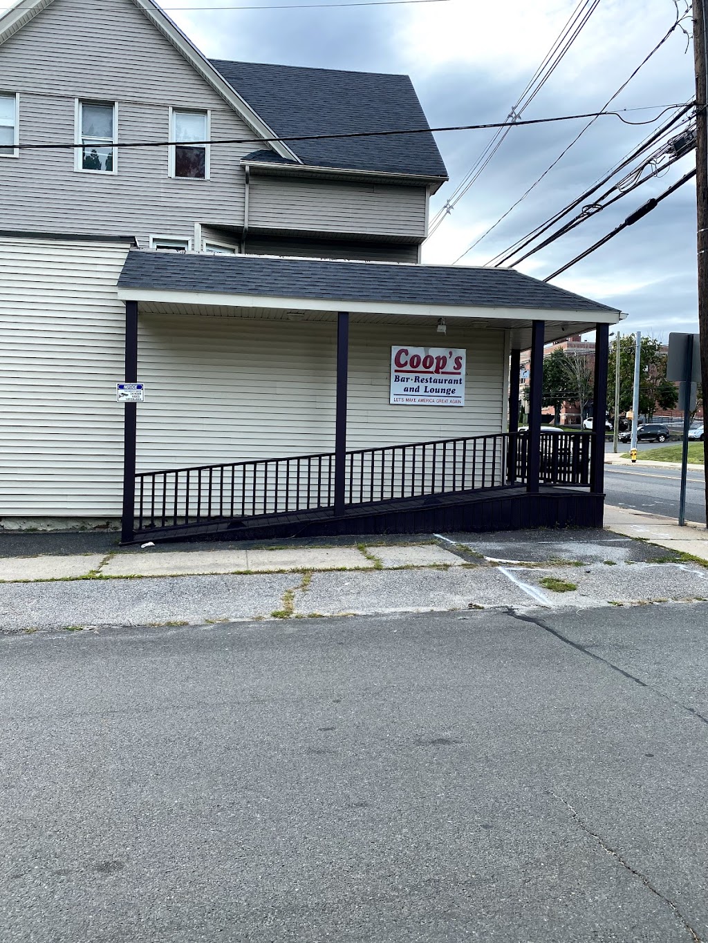 COOPS RESTAURANT, BAR & LOUNGE | restaurant | 1980 E Main St, Waterbury, CT 06705, USA | 2035274283 OR +1 203-527-4283