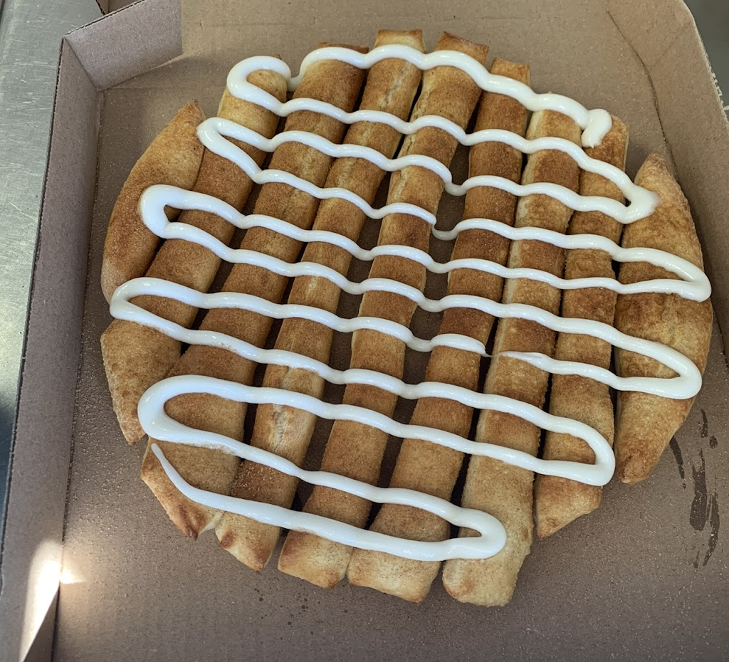 The Owl Pizza & Pub | restaurant | 3207 US-65, McGehee, AR 71654, USA | 8702225292 OR +1 870-222-5292