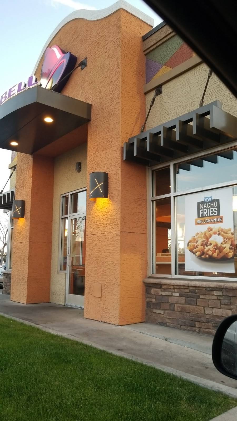 Taco Bell | meal takeaway | 3507 W Peoria Ave, Phoenix, AZ 85029, USA | 6029784104 OR +1 602-978-4104